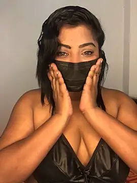 Snapshot of _Cute_ariana_ chatting on 09/21/25, 07:13 Cute ariana online show from 09/21/25, 07:13