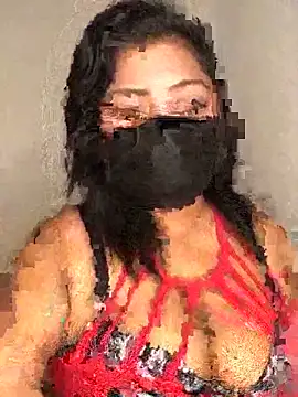 Snapshot of _Cute_ariana_ chatting on 11/10/25, 06:13 Cute ariana online show from 11/10/25, 06:13