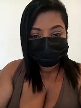 Snapshot of _Cute_ariana_ chatting on 02/27/25, 04:02 Cute ariana online show from 02/27/25, 04:02