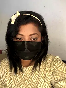 Snapshot of _Cute_ariana_ chatting on 10/16/25, 04:10 Cute ariana online show from 10/16/25, 04:10