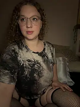 EmmieRae online show from 11/01/25, 05:03