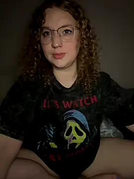 Snapshot of EmmieRae chatting on 10/16/25, 06:32 EmmieRae online show from 10/16/25, 06:32