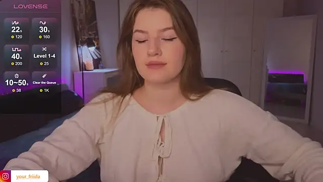 alwaysfrida online show from 11/11/25, 01:39