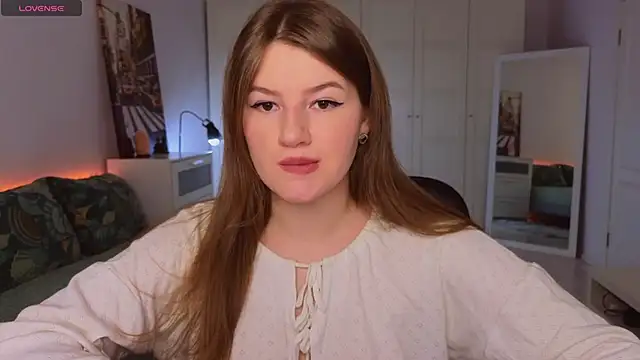 alwaysfrida online show from 12/04/25, 12:37