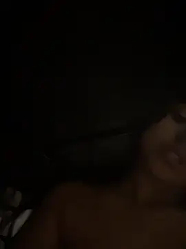 Snapshot of Valentinne_z chatting on 02/15/26, 07:51 Valentinne z online show from 02/15/26, 07:51