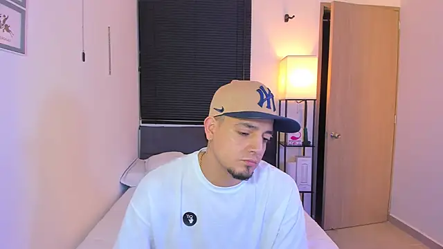 alejandro calderon1 online show from 03/31/26, 09:22