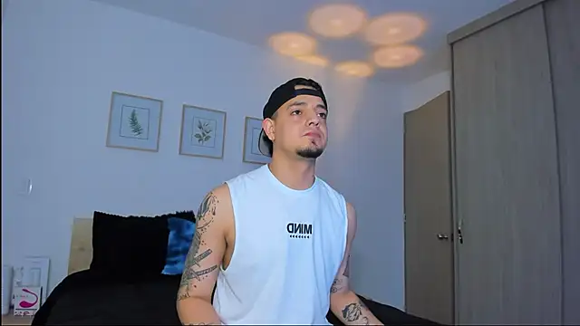 alejandro calderon1 online show from 12/15/25, 01:55