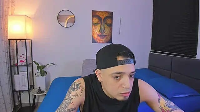 Snapshot of alejandro_calderon1 chatting on 06/10/26, 12:34 alejandro calderon1 online show from 06/10/26, 12:34