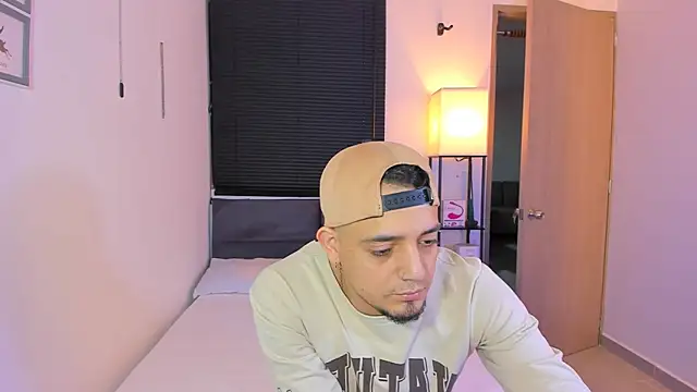 alejandro calderon1 online show from 04/03/26, 05:25