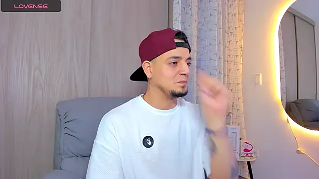 alejandro calderon1 online show from 10/02/25, 04:38