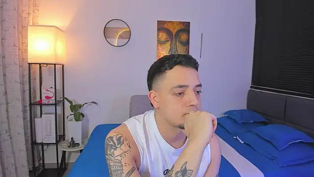 alejandro calderon1 online show from 05/18/26, 01:39
