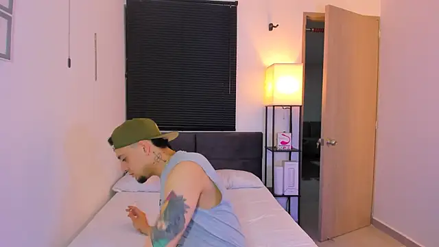 alejandro calderon1 online show from 04/10/26, 04:30