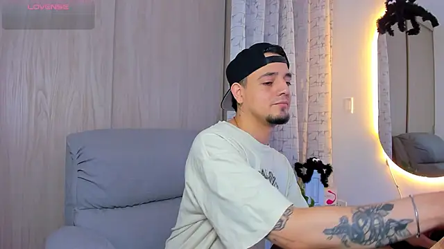 alejandro calderon1 online show from 10/19/25, 11:07