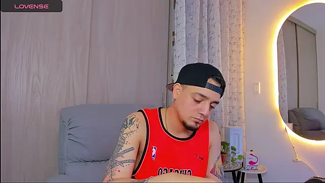 alejandro calderon1 online show from 11/06/25, 03:21