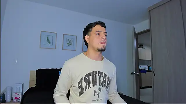 alejandro calderon1 online show from 12/16/25, 03:33