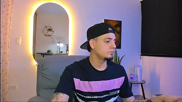 alejandro calderon1 online show from 02/19/26, 04:20