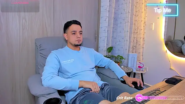 alejandro calderon1 online show from 09/30/25, 03:12