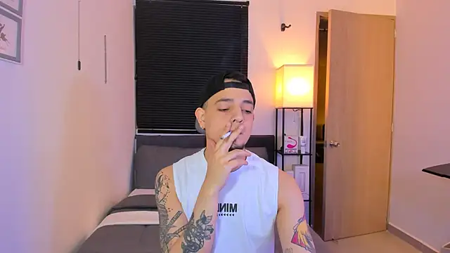 alejandro calderon1 online show from 04/12/26, 05:33