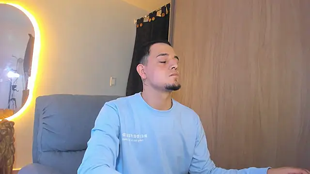 alejandro calderon1 online show from 02/08/25, 04:25