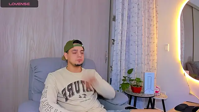 alejandro calderon1 online show from 09/19/25, 02:15