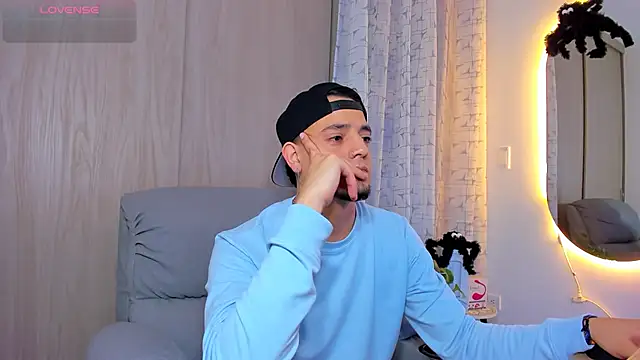 alejandro calderon1 online show from 10/15/25, 04:55