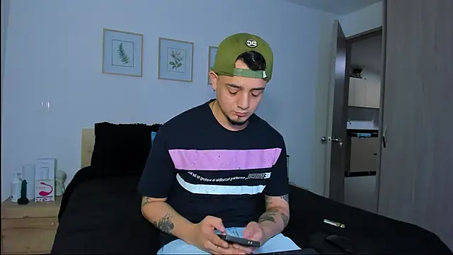 alejandro calderon1 online show from 12/21/25, 02:03