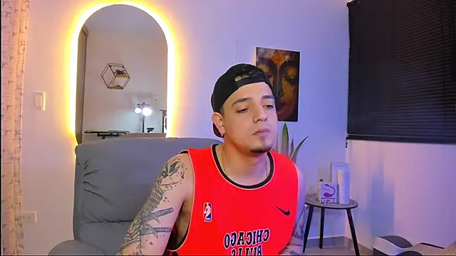 alejandro calderon1 online show from 02/25/26, 05:07