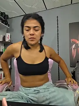 Hannah-grace online show from 02/21/26, 09:00