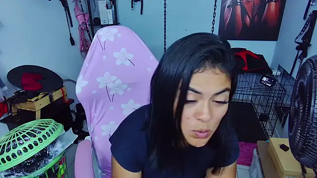 Hannah-grace online show from 09/14/25, 10:32