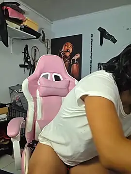 Hannah-grace online show from 11/27/25, 10:16