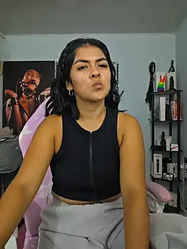 Hannah-grace online show from 11/10/25, 01:27