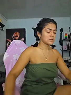 Hannah-grace online show from 11/05/25, 01:03