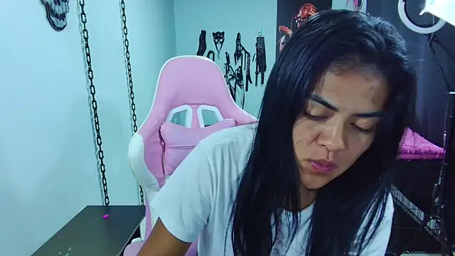 Hannah-grace online show from 03/10/25, 11:34