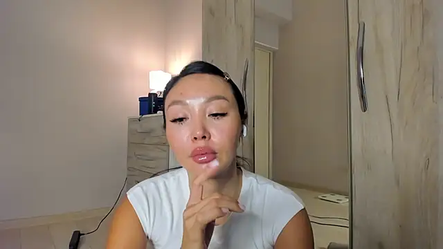 keiko hot online show from 04/20/26, 02:25