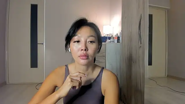keiko hot online show from 04/30/26, 02:18
