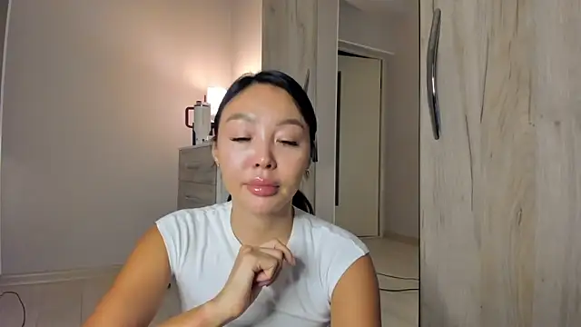 keiko hot online show from 04/08/26, 10:44