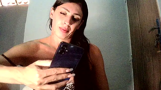 AlexiaDuucan online show from 09/22/25, 01:39