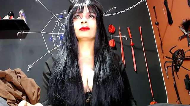 amy-mistress online show from 10/31/25, 10:16