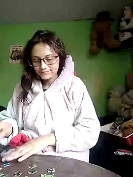 Snapshot of Kyomi_chang chatting on 10/08/25, 12:39 Kyomi chang online show from 10/08/25, 12:39