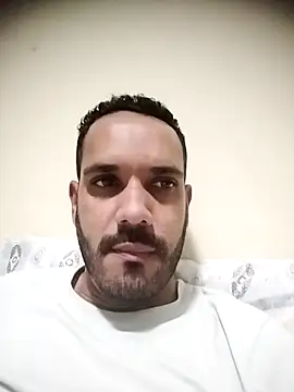 Snapshot of dinhokra chatting on 06/17/26, 10:36 dinhokra online show from 06/17/26, 10:36