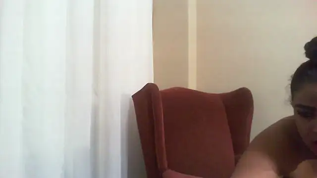 Snapshot of EROTICNAWTY2 chatting on 01/18/25, 11:33 EROTICNAWTY2 online show from 01/18/25, 11:33