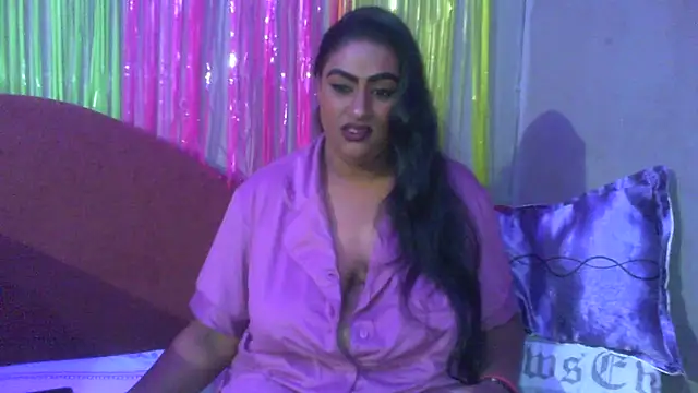 Snapshot of EROTICNAWTY2 chatting on 10/05/25, 11:50 EROTICNAWTY2 online show from 10/05/25, 11:50