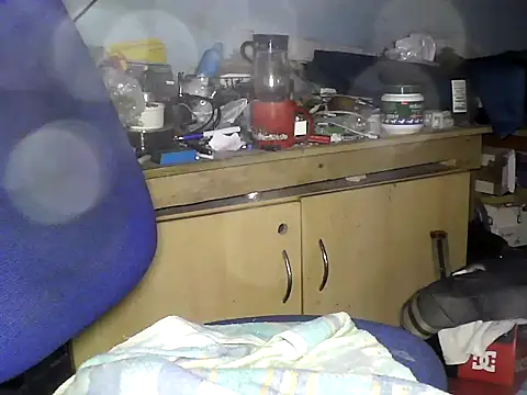 SkaterHun online show from 09/10/25, 08:35