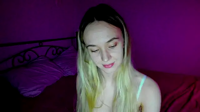 Snapshot of SexyCocobutt chatting on 03/21/25, 01:01 SexyCocobutt online show from 03/21/25, 01:01