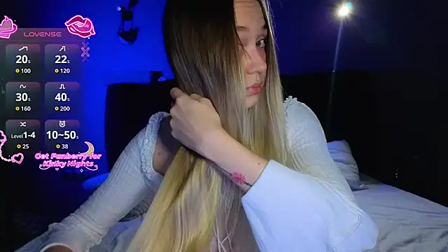 SexyCocobutt online show from 01/15/26, 01:47