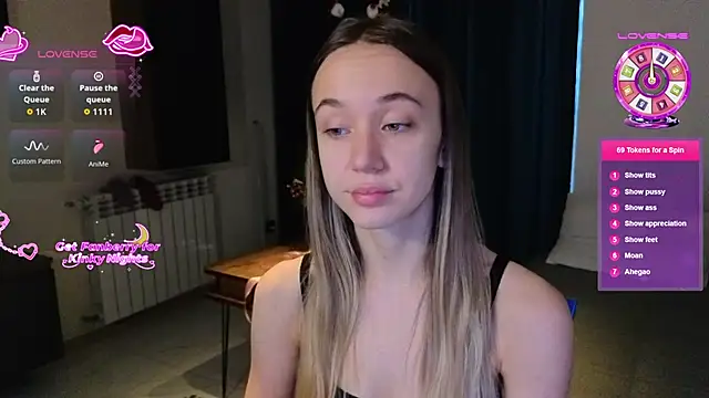 Snapshot of SexyCocobutt chatting on 12/14/25, 10:21 SexyCocobutt online show from 12/14/25, 10:21