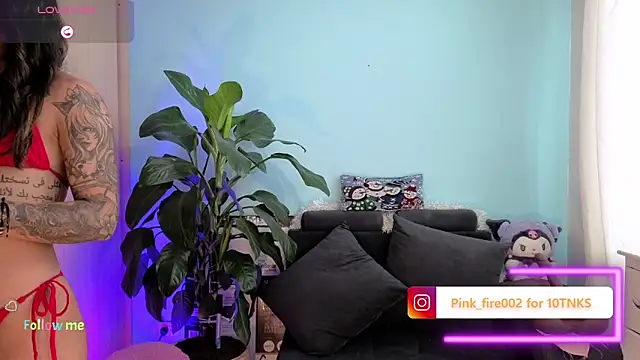 melisa es online show from 12/04/25, 01:32