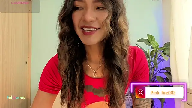 melisa es online show from 10/31/25, 02:24