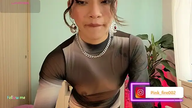 melisa es online show from 10/21/25, 12:15