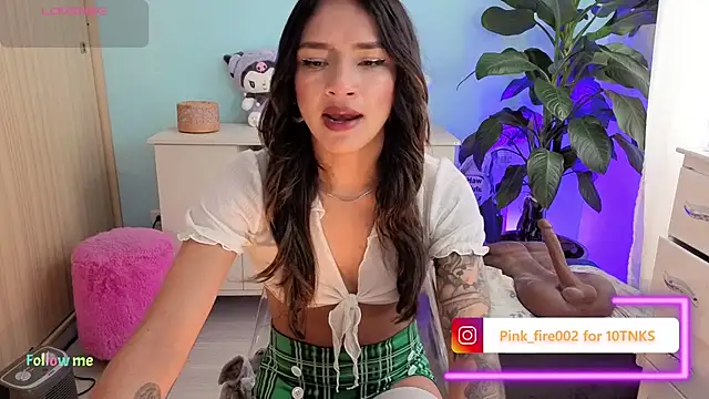 melisa es online show from 11/24/25, 01:11